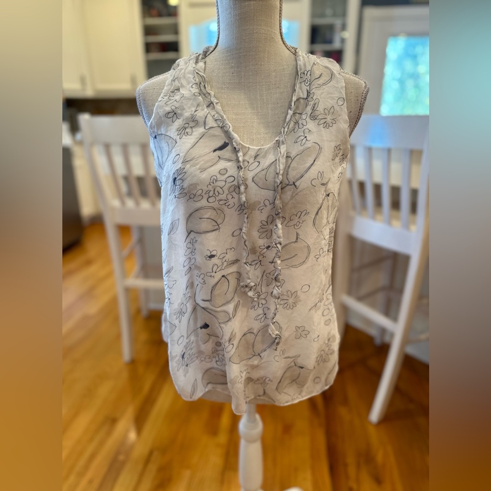 Carla Conti made in Italy silk white beige and blue floral silk blouse